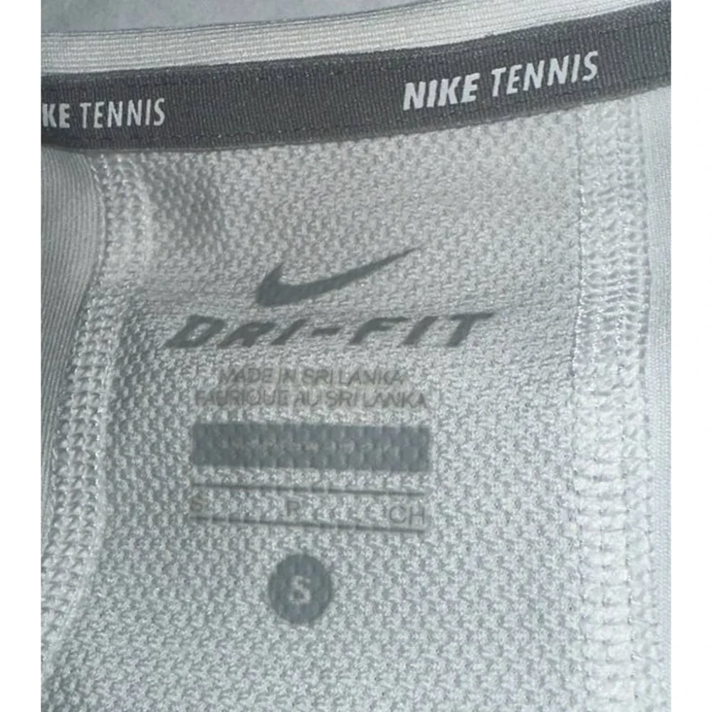 Nike Dri-Fit White Sport‎ Top Size S